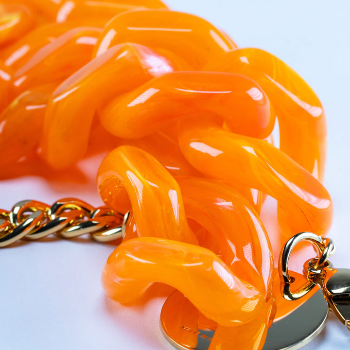 Vanessa Baroni Kette Flat Chain, neon orange marble, vergoldet